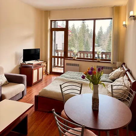 Cedar Heights 2 * Пампорово